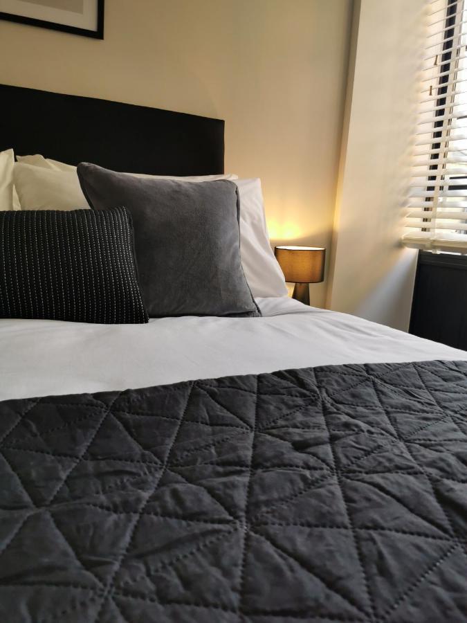 Axiom Apartment - Beautiful Stylish 2 Bed. Cheltenham Exterior foto